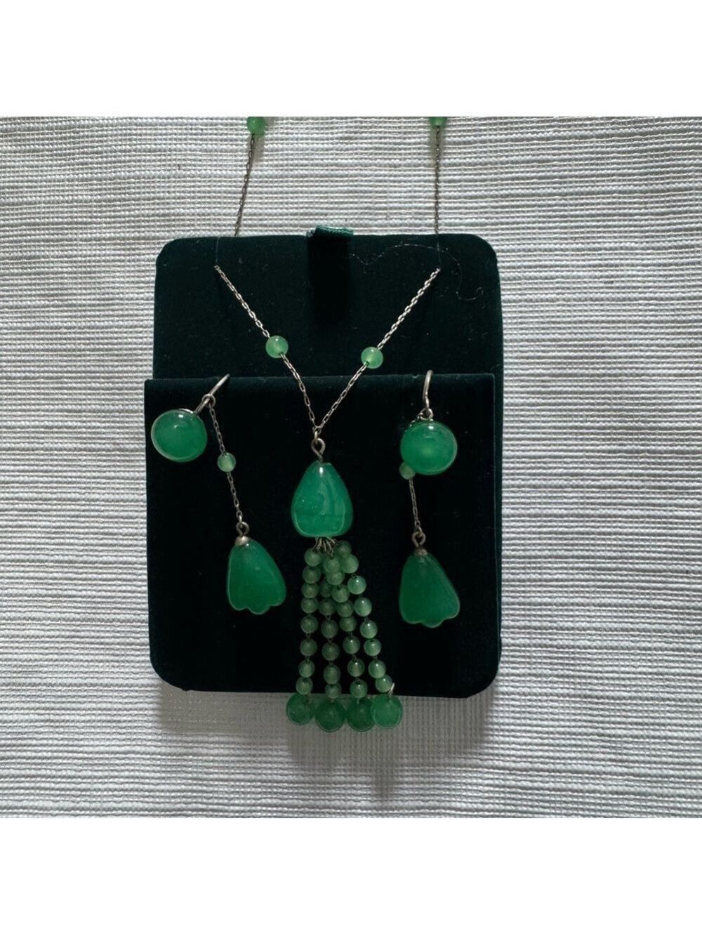Vintage Clip on Earrings and Necklace Set Jade stone